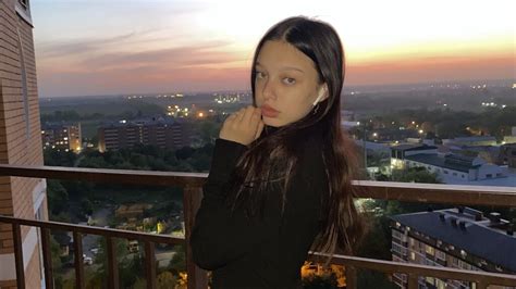 A legjobb élő szex kamera show és ingyenes élő chat .